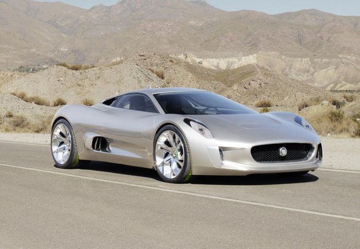 Τελειοποιεί το C-X75 η Jaguar Τελειοποιεί το C-X75 η Jaguar